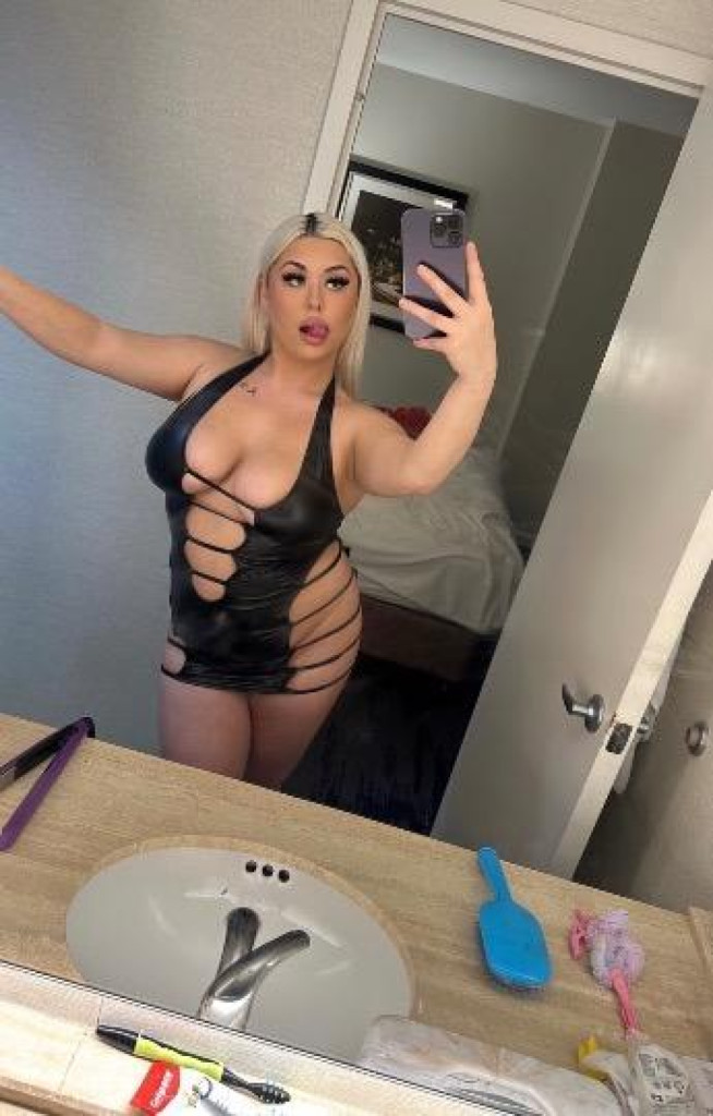Kiki photo 1