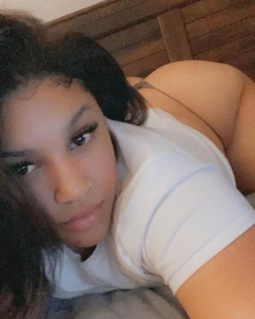 🍑Available come see me lets have fun👅 photo 1
