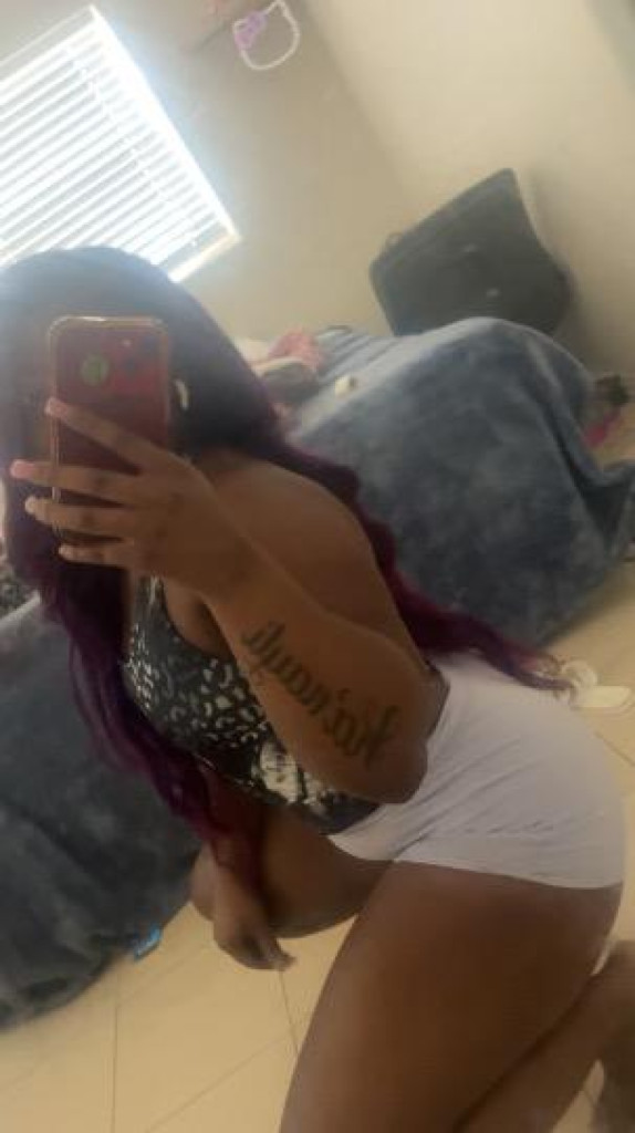 hey loves looking for a good time hit me up photo 1
