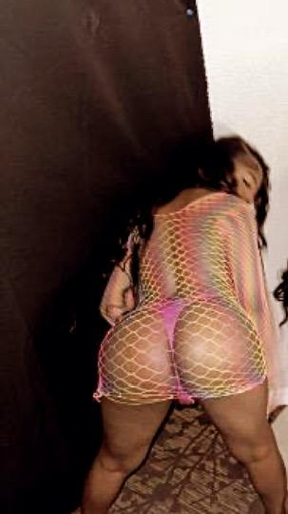 Chocolate Doll Outcall Avail photo 1