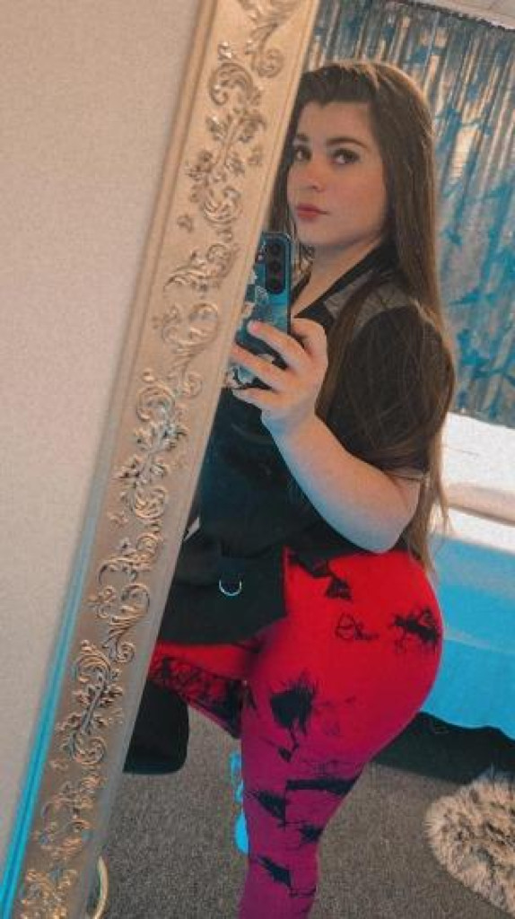 leyla disponible ahora photo 1