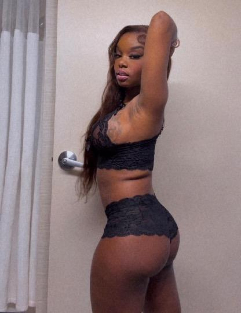 Jayla photo 1