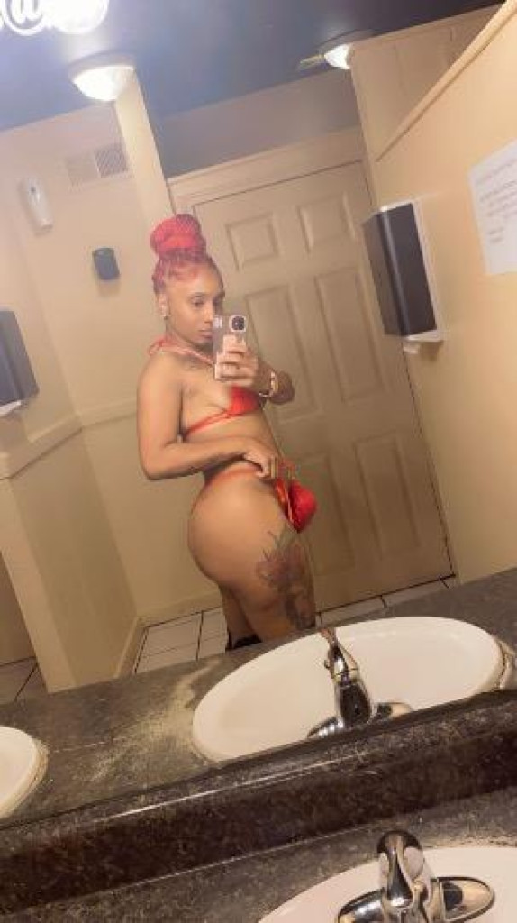 Ass photo 1