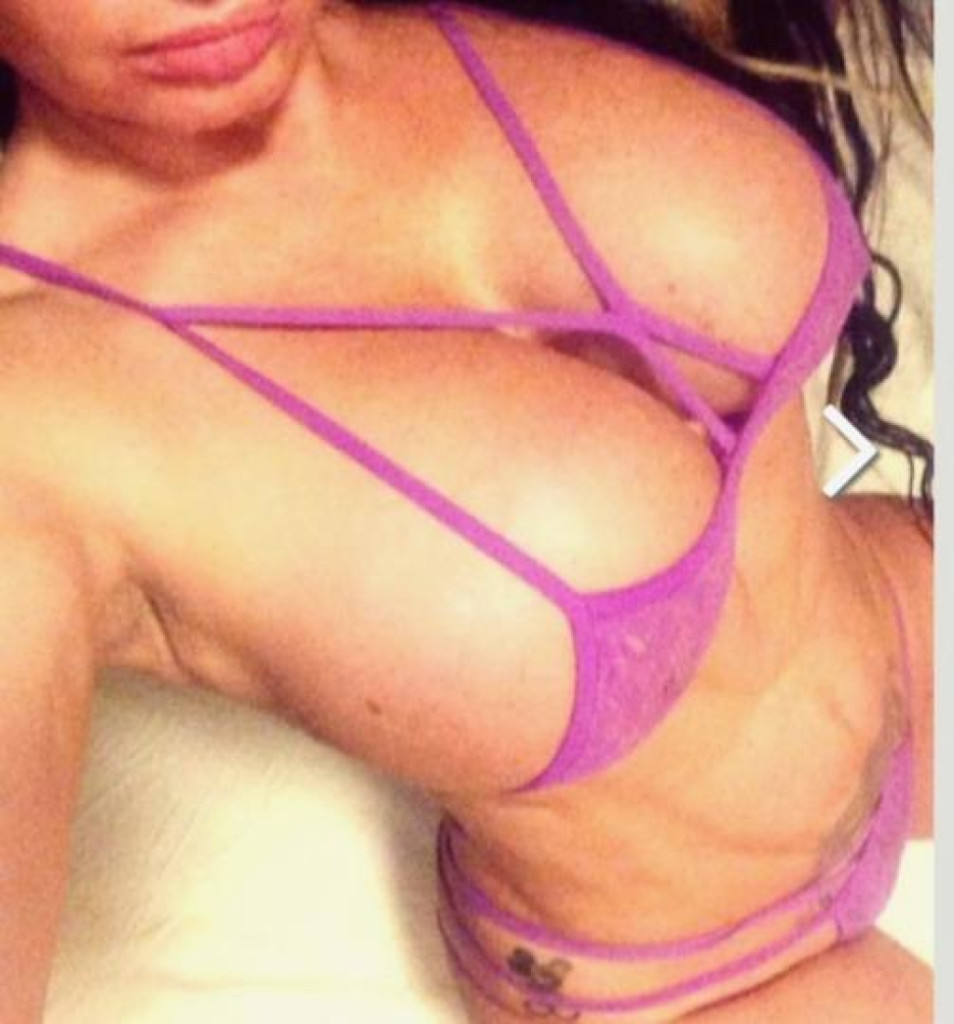 Pamela photo 1