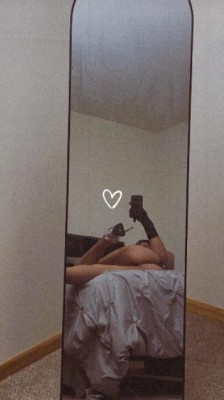 Here for a good time , not a long time 😘 private incall listing photo