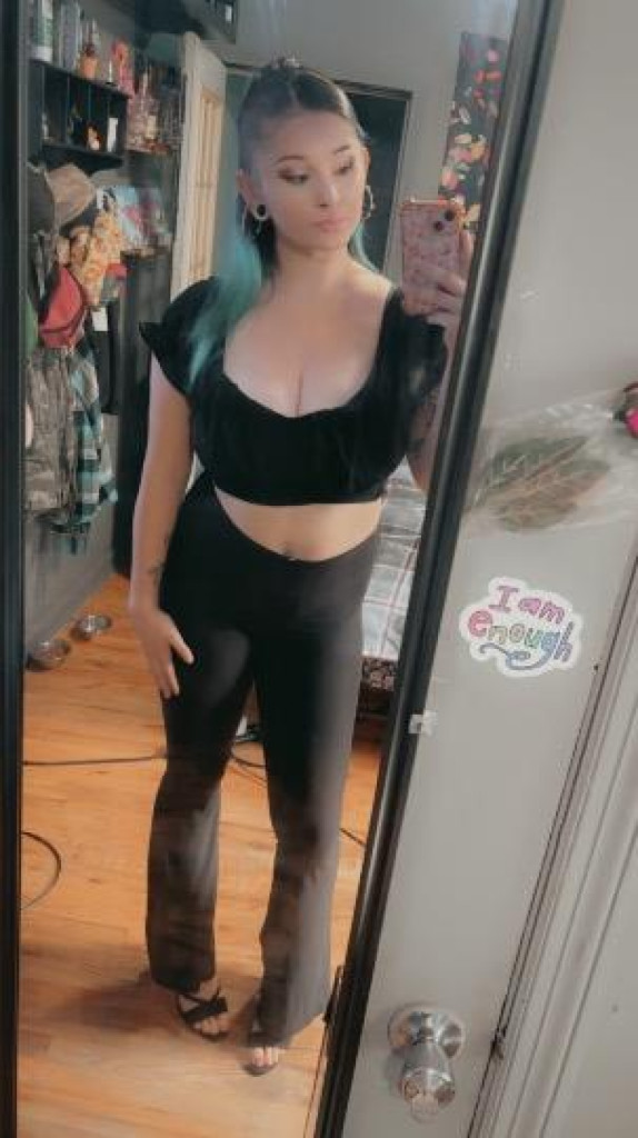 seeking tall fit man photo 1