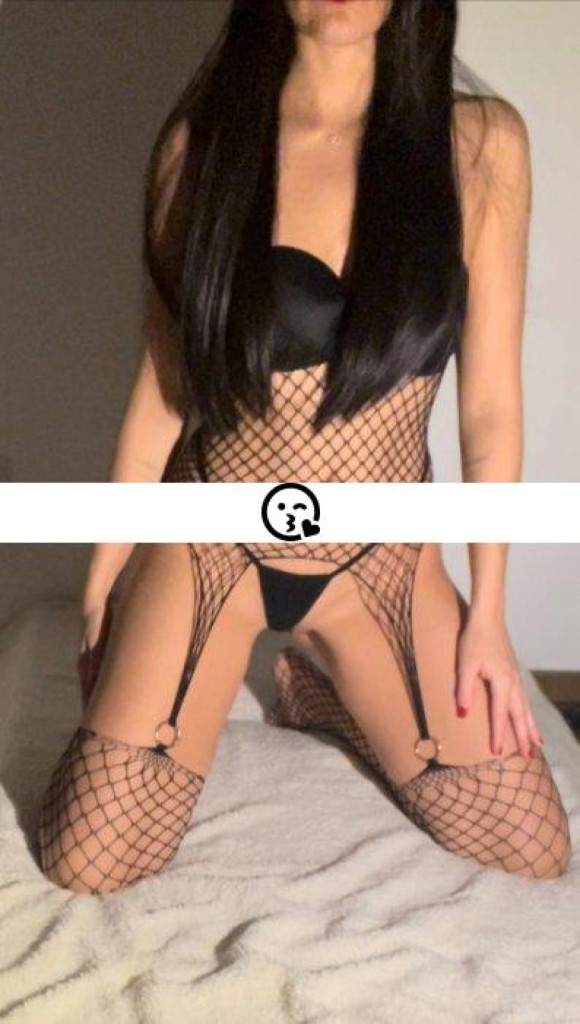 Cleo Tantra photo 1