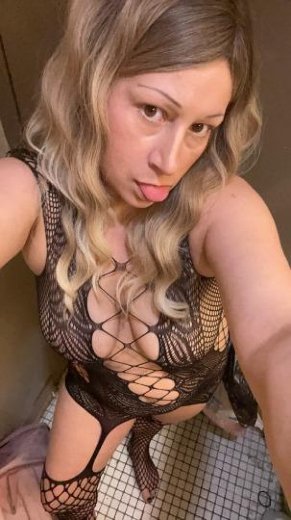 Babee_rayne photo 1