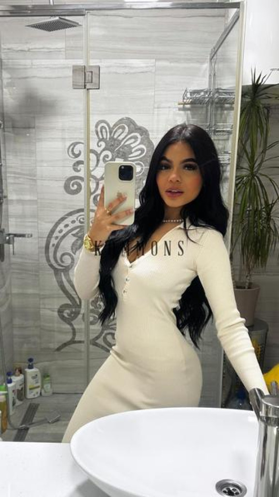 Mirella photo 1