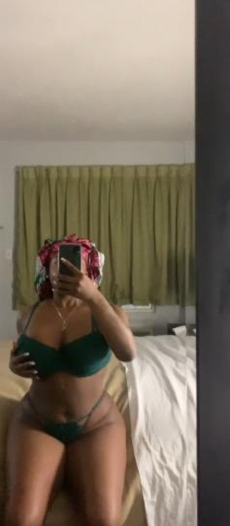 Chantel photo 1