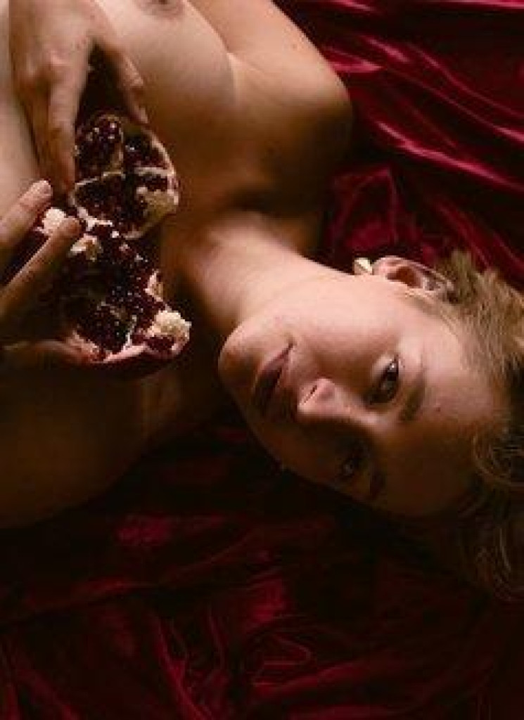 Jaqueline – French masseuse in Berlin photo 1