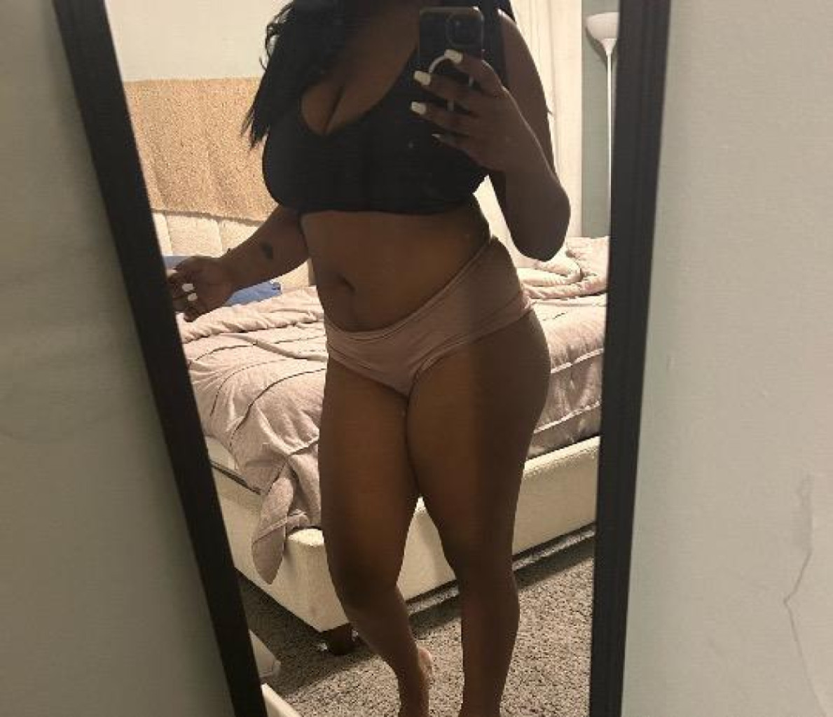 nude house cleaning only photo 1