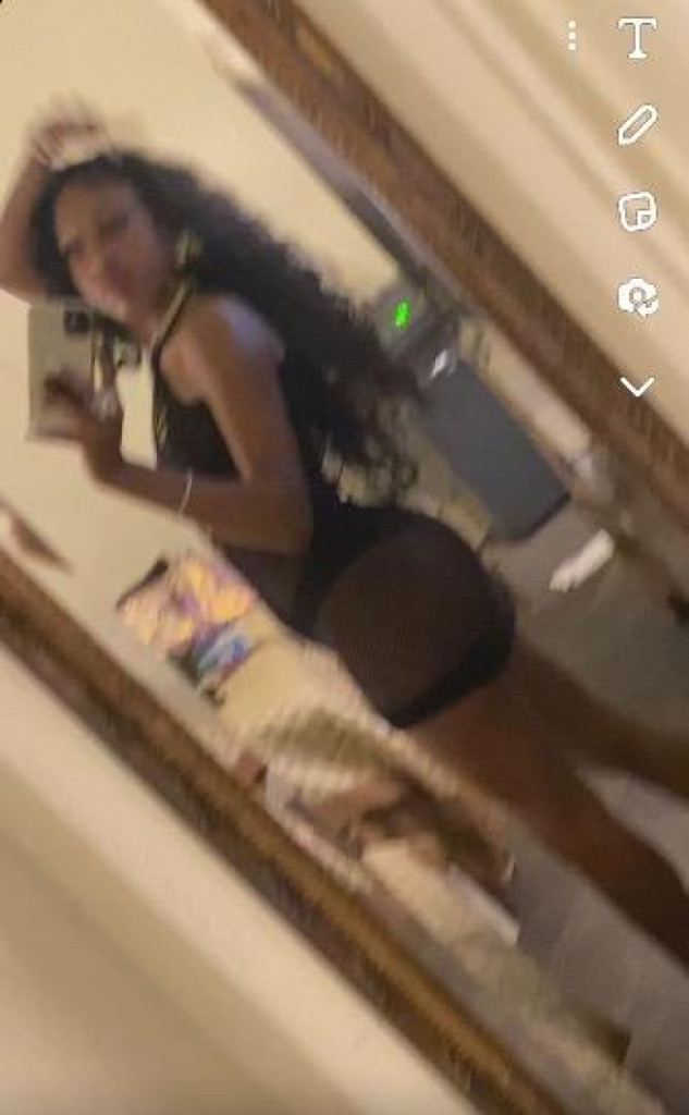 Dymond photo 1