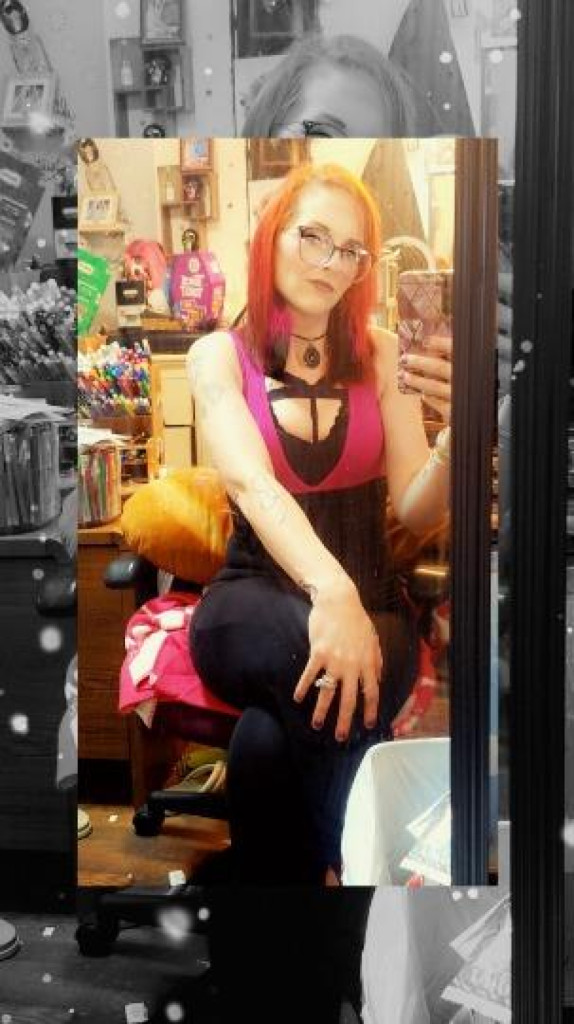 Hott & Sexy B&B girl, ready to satisfy your ever desire. photo 1