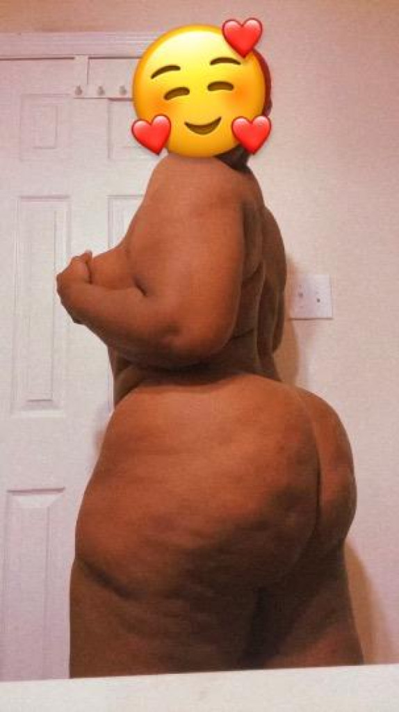 Thickems 🍑 is here San Antonio 4/20 friendly 🍑 read menu BELOW For my Specials Happy monday 😘 start your week right 😏 photo 1